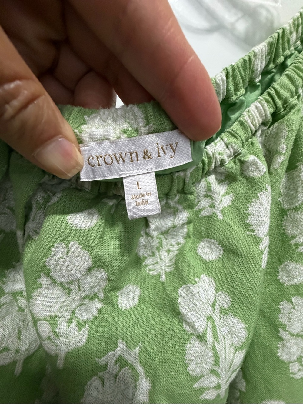crown & ivy Light Green Floral dress - Picture 4 of 5